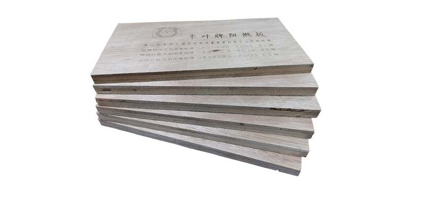 介绍一下使用高密度阻燃板有哪四大核心特性？